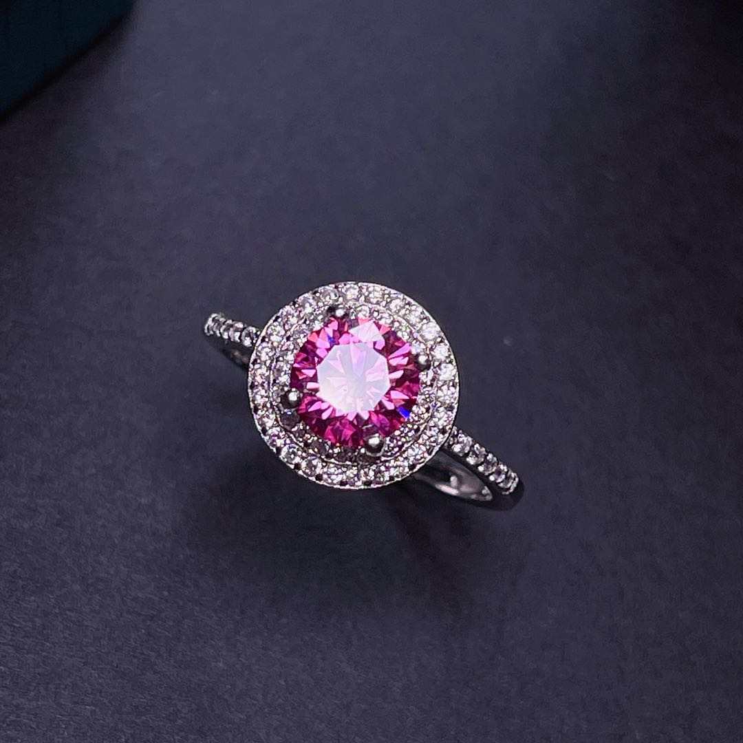Moissanite Engagement Ring 1 Carat - Cincin Moissanite Merah Muda Berderak Baru