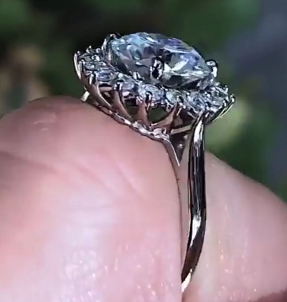 Cincin Pernikahan Wanita Emas  - Moissanite Engagement Ring 1 Carat ulasan dan harga